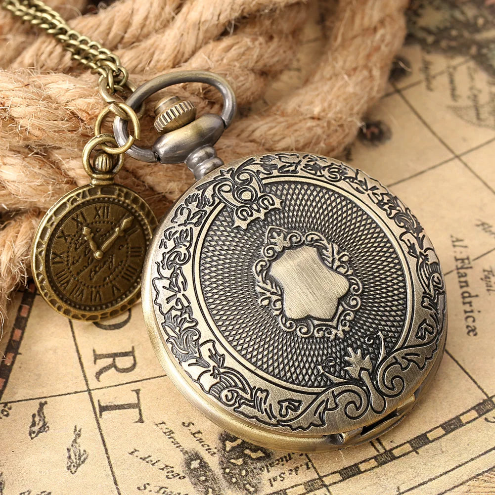 Charm Bronze Quartz Necklace Watch Men Women Roman Numerals Pendant Accessory Vintage Fashion Antique Pocket Clock Gifts